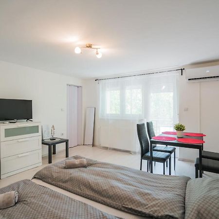 Zigzag Apartman Siofok Exterior photo